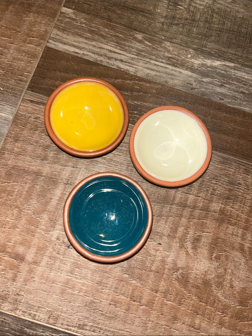 handmade Turkish terracotta bowls are perfect for serving sauces, dipssnacks